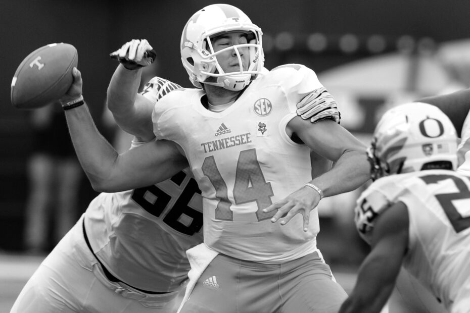 Justin Worley college football quarterback