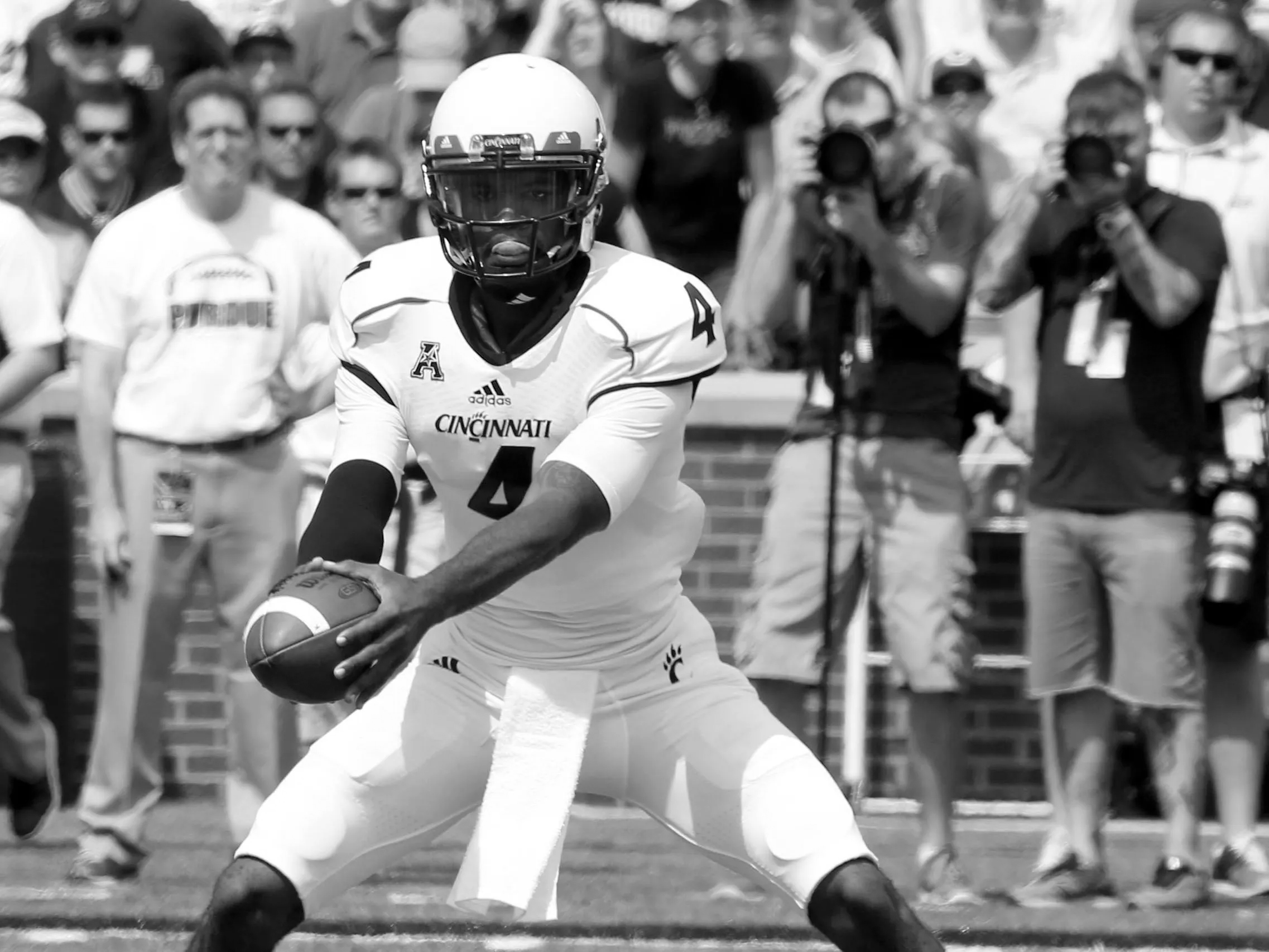 Munchie Legaux college football quarterback