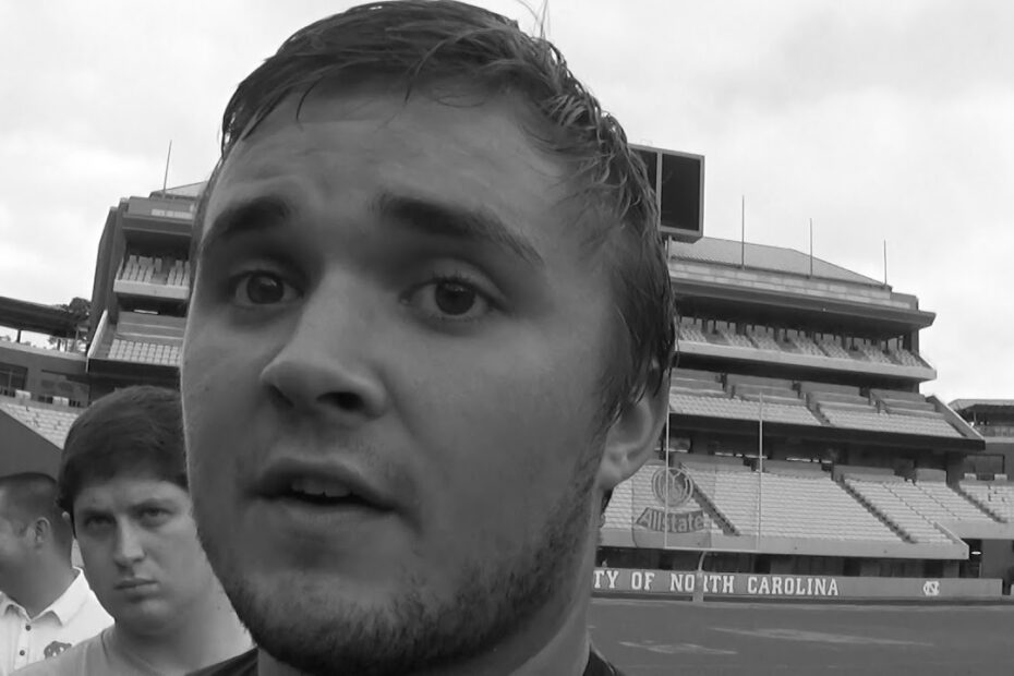 Nathan Elliott college football quarterback