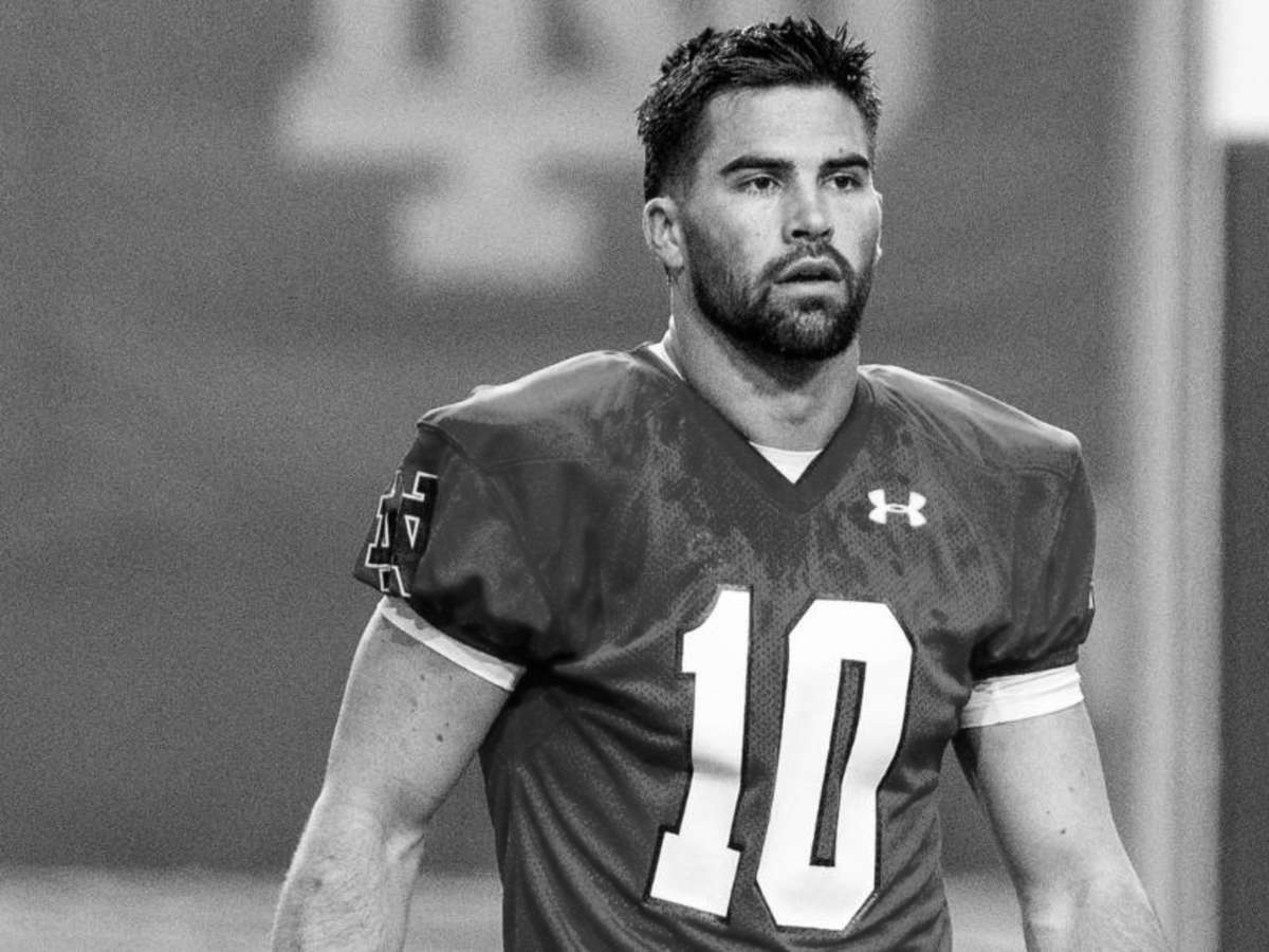 Sam Hartman college football quarterback