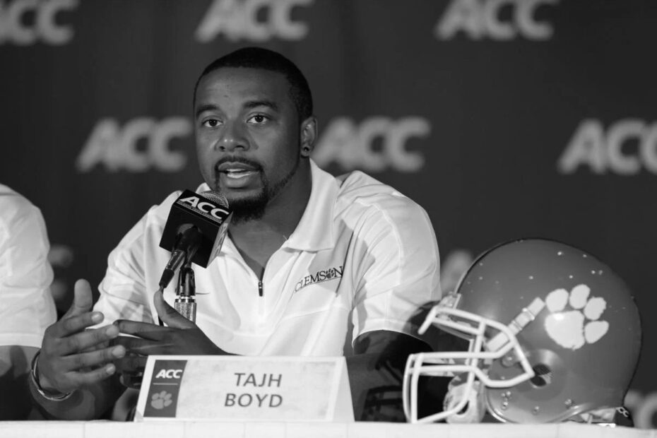 Tajh Boyd college football quarterback