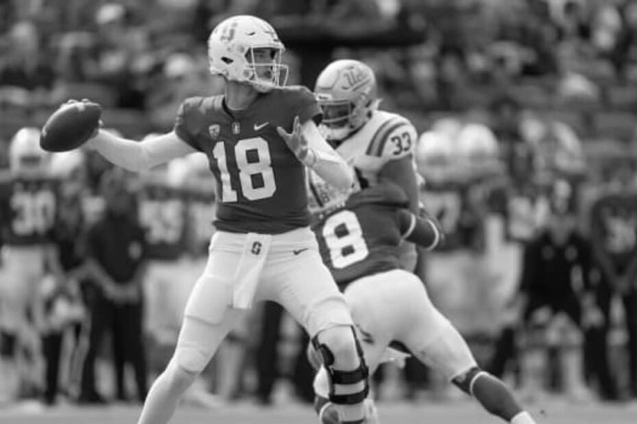 Tanner McKee college football quarterback