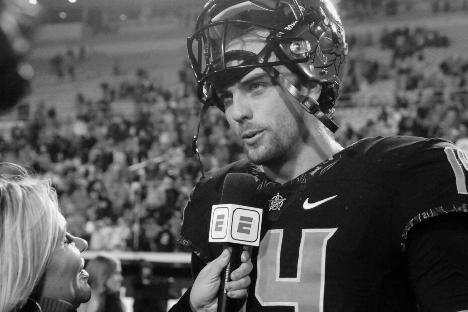 Taylor Cornelius college football quarterback