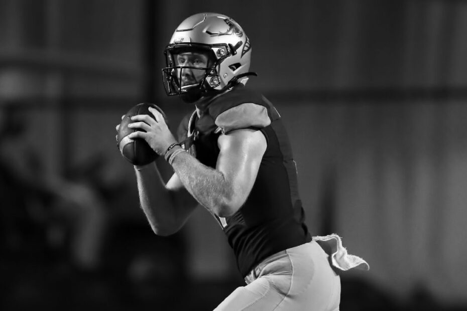 Tyler Johnston III college football quarterback