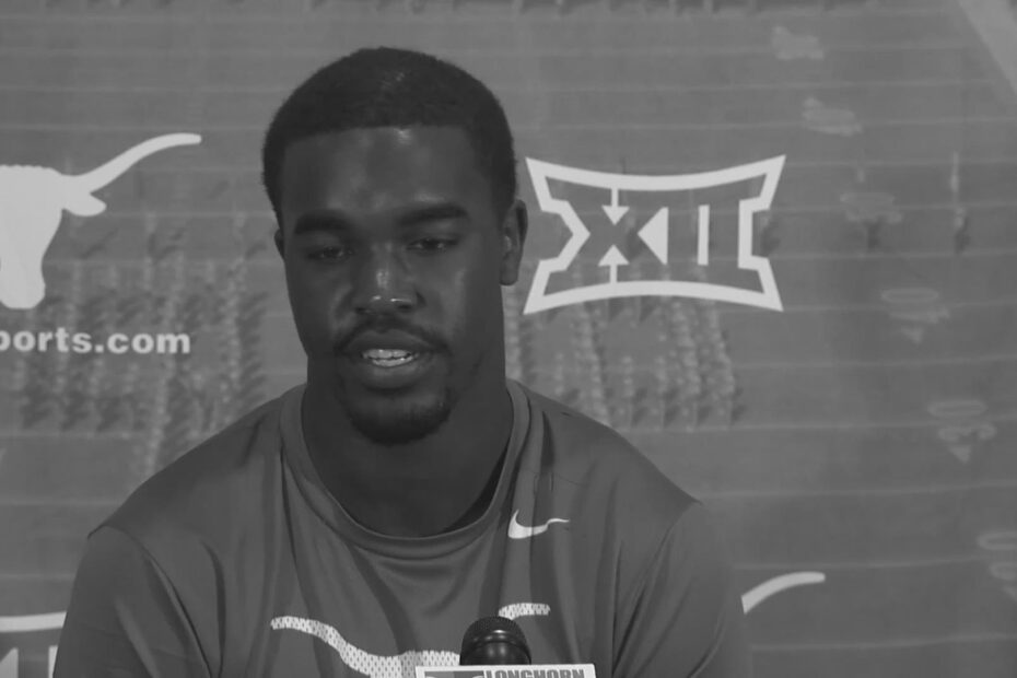 Tyrone Swoopes college football quarterback