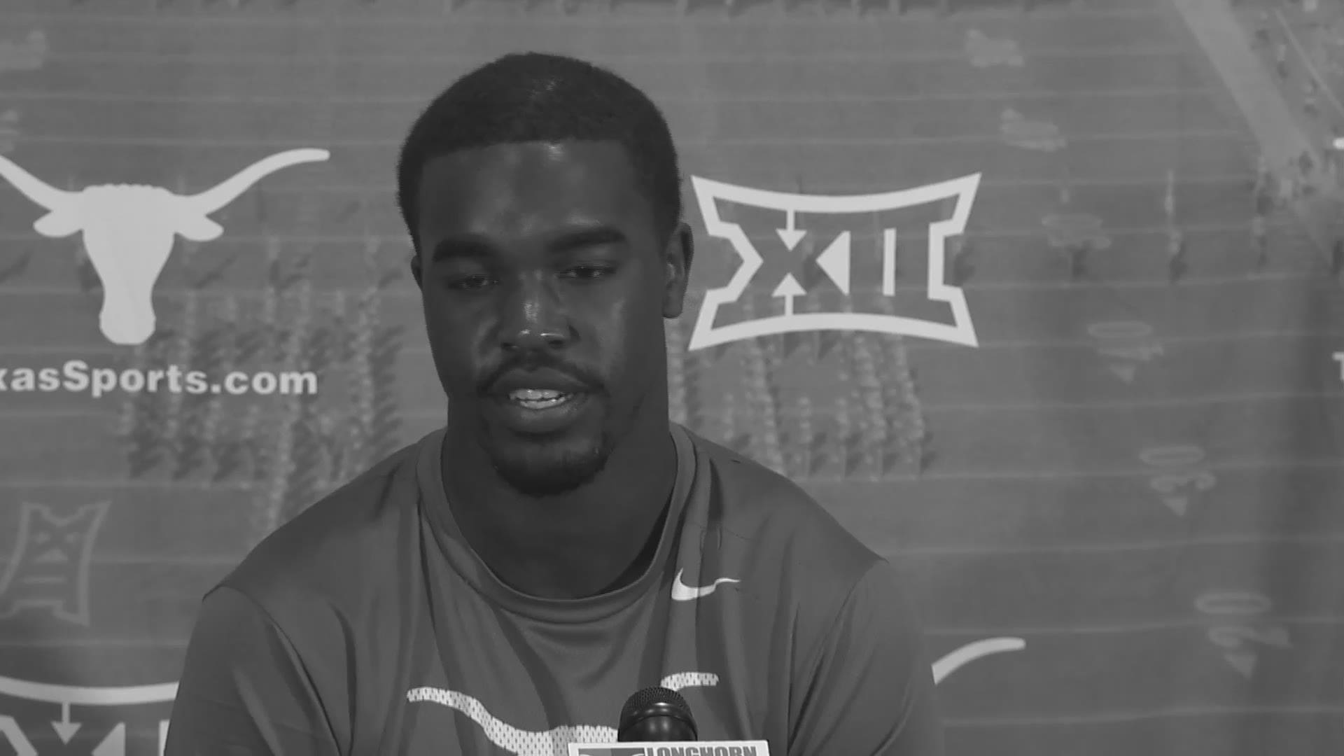 Tyrone Swoopes college football quarterback