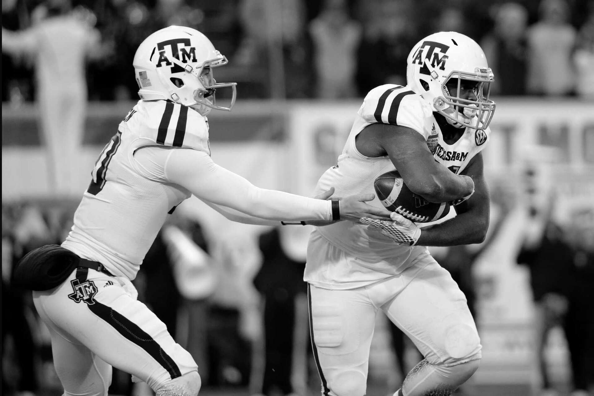 Tra Carson college football running back