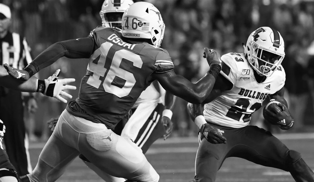 Adrian Hardy college football wide receiver