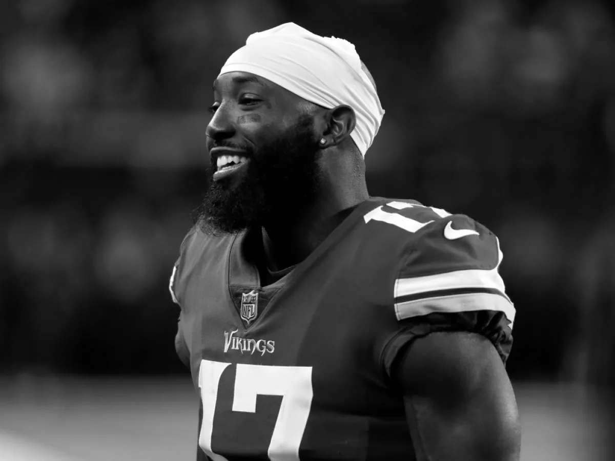 Aldrick Robinson college football wide receiver