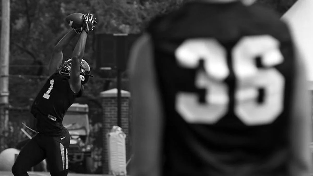 Chritauskie Dove college football wide receiver