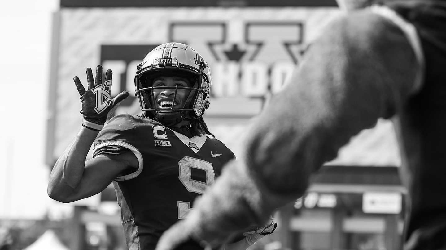 Daniel Jackson college football wide receiver