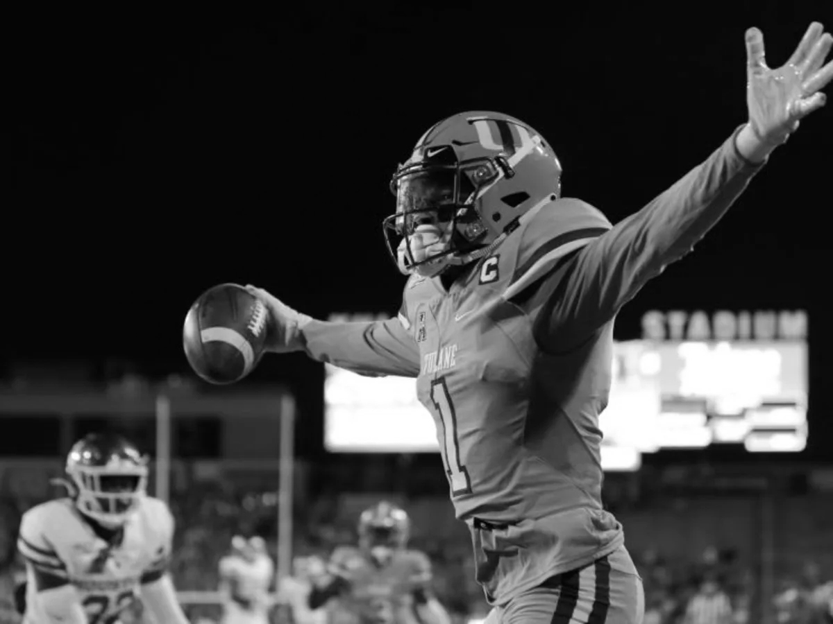 Jalen McCleskey college football wide receiver