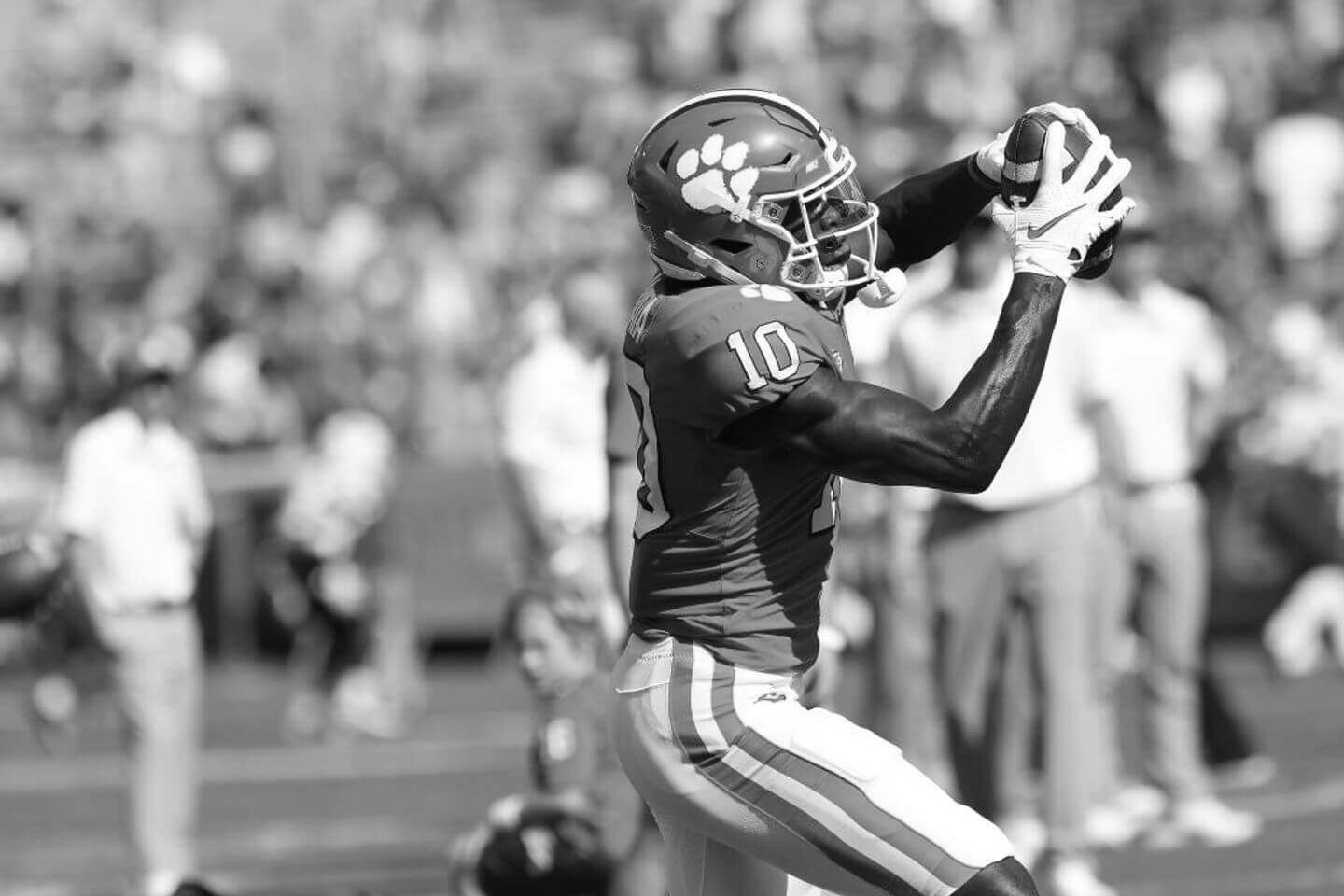 Joseph Ngata college football wide receiver