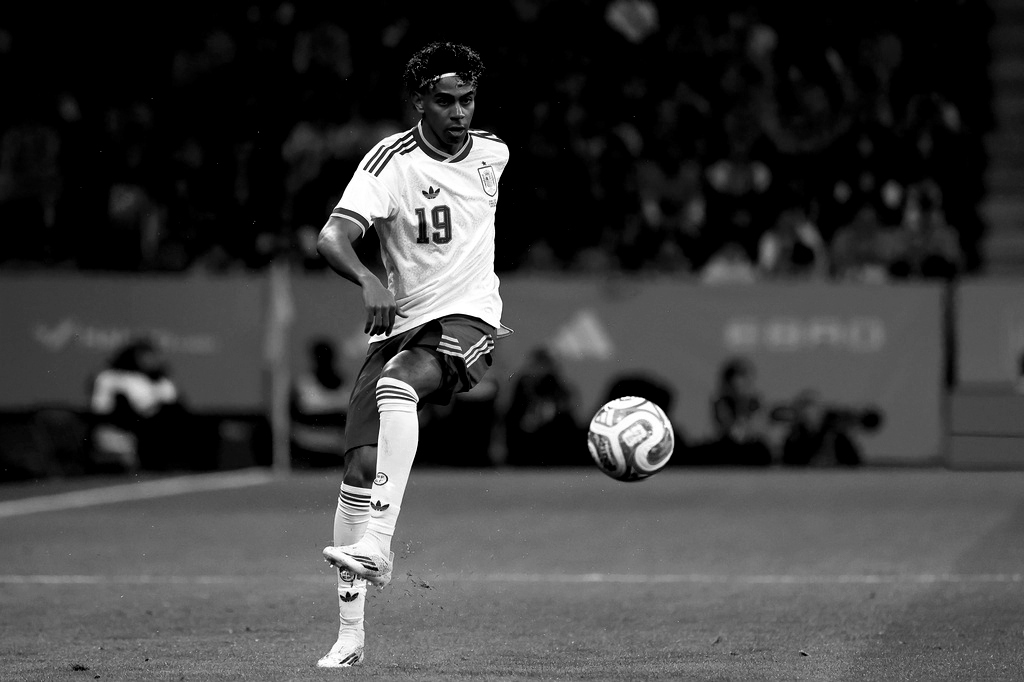 lamil yamal soccer